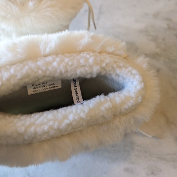 Hello Kitty Faux Fur Boots